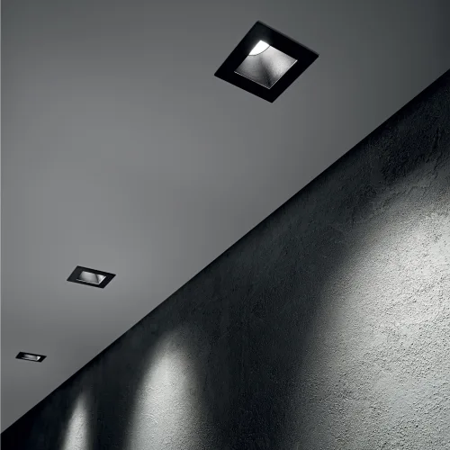 DYNAMIC FRAME SQUARE BK