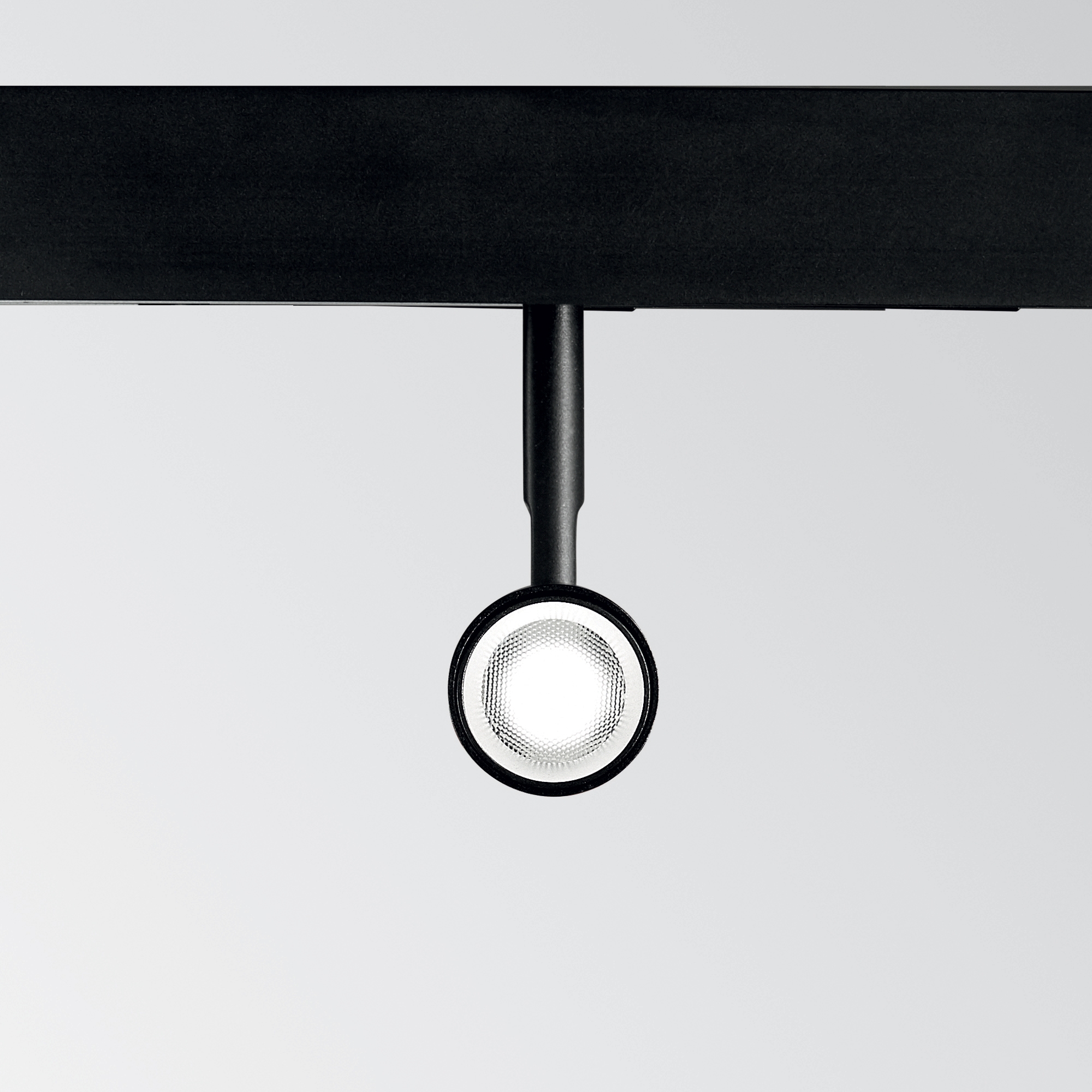 EGO TRACK SINGLE 03W 3000K ON-OFF WH