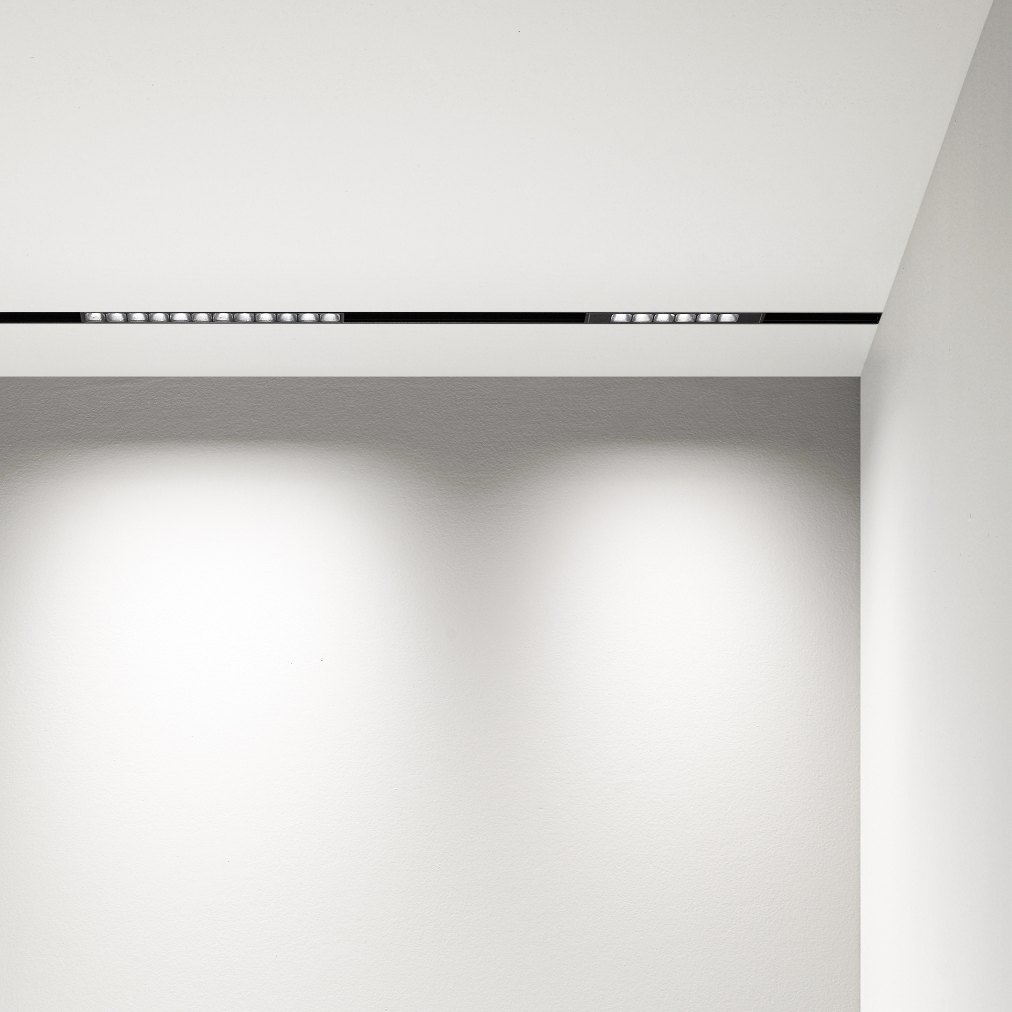 EGO ACCENT 13W 3000K 1-10V BI