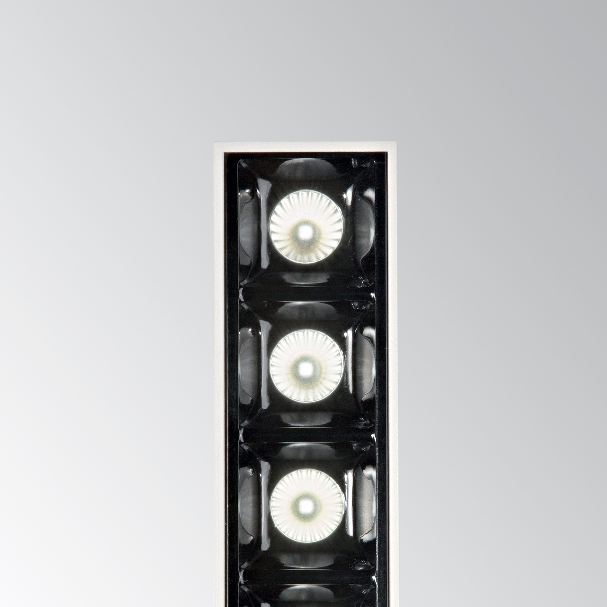 LIKA FI TRIMLESS 12W 4000K BK