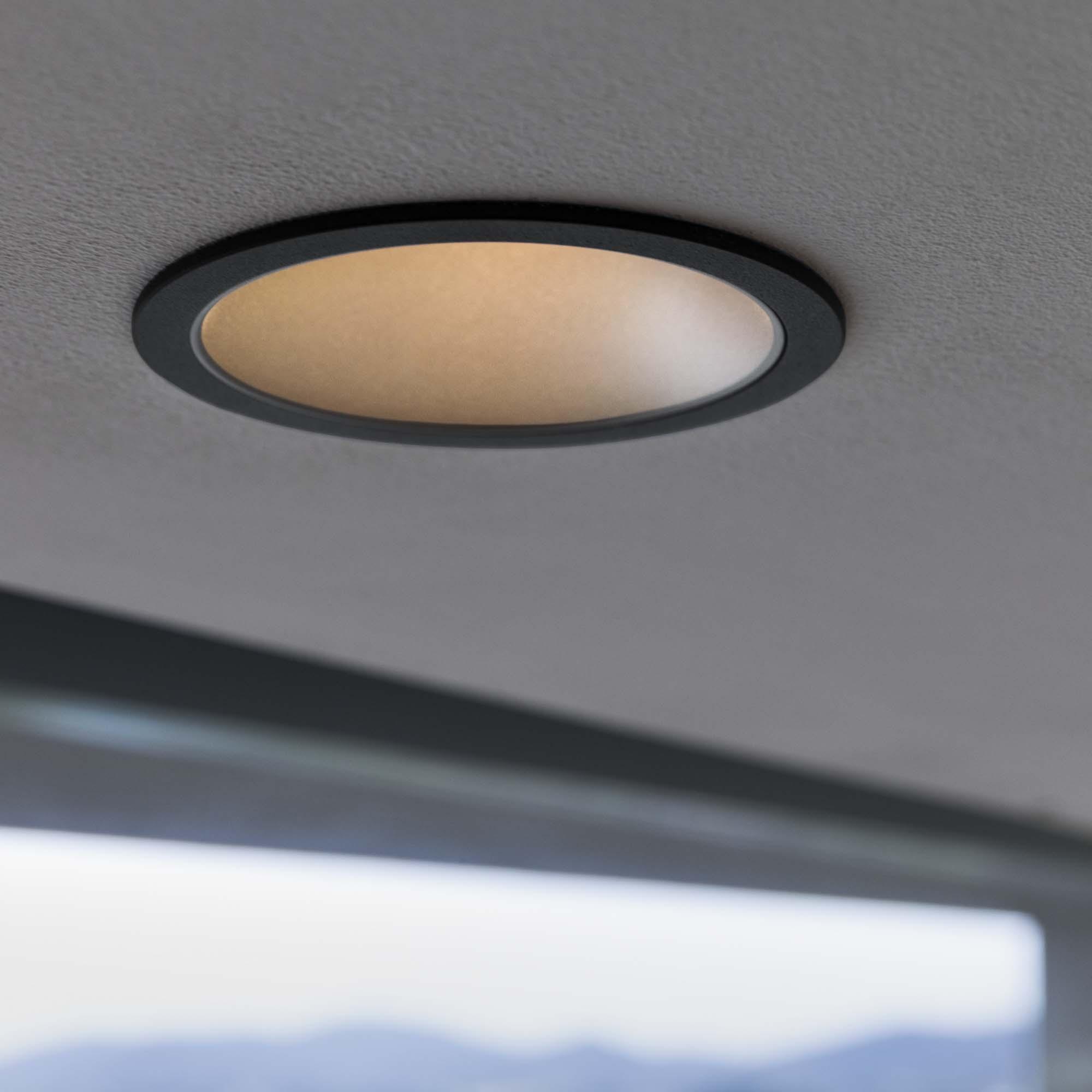 GAME TRIM ROUND 11W 3000K WH BK