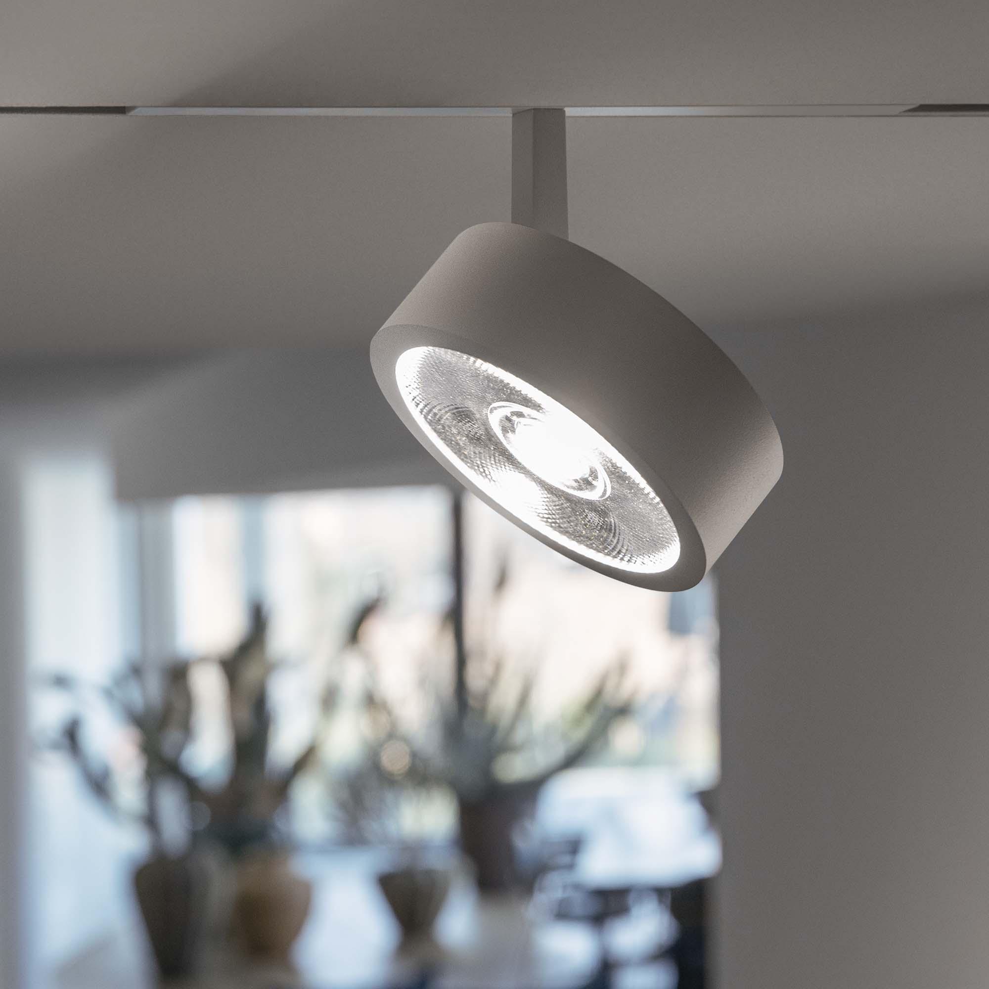 EGO TRACK FLAT SINGLE 09W 3000K ON-OFF BK