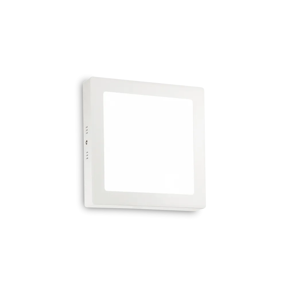 UNIVERSAL PL D22 SQUARE 2700K