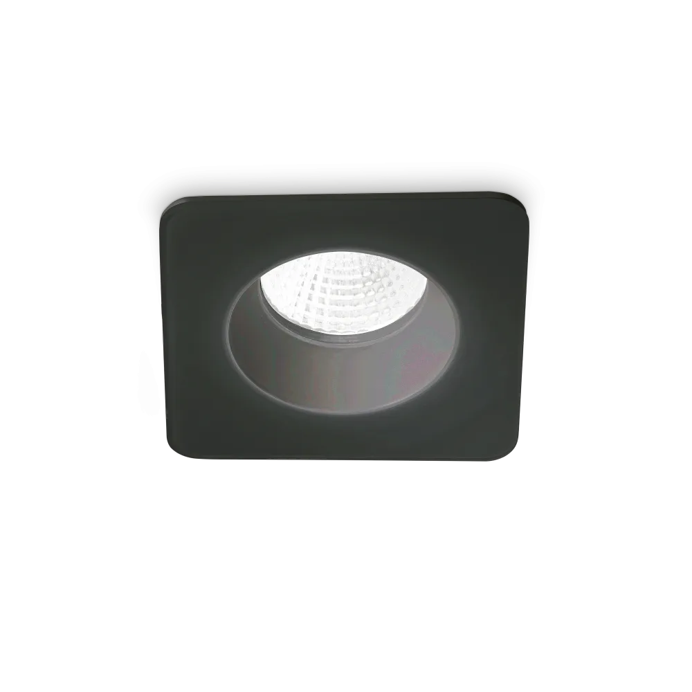 ROOM-65 FI SQUARE NE